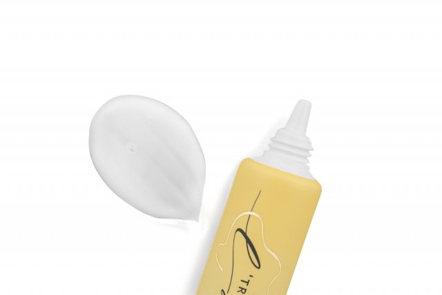 Крем для коррекции возрастных изменений кожи век с экстрактом белого трюфеля Эксклюзивные разработки от МейТан MeiTan