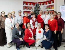 Волшебство, которое заряжает на год вперед: в Москве прошла предновогодняя встреча «МейТан. PRO молодильные яблоки»